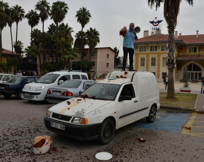 Dolandırıldığını söyleyip,çılgına döndü
