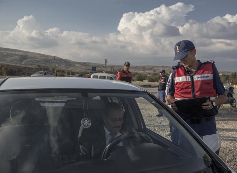 Helikopter tespit etti, yerdeki ekipler ceza kesti