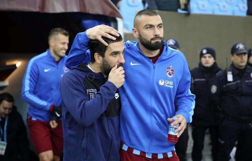 Arda Turan hemen kovulmalı