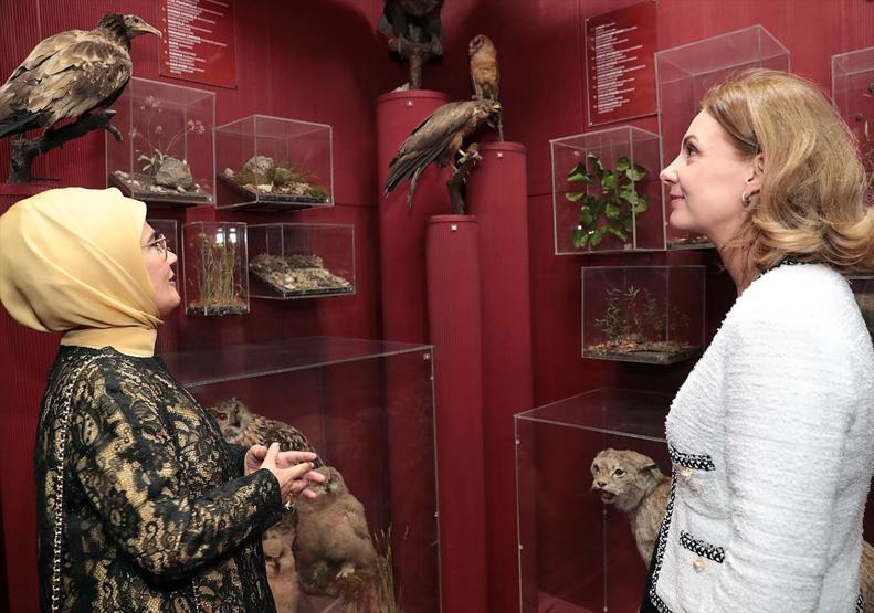 Emine Erdoğandan Etnografya Müzesine ziyaret