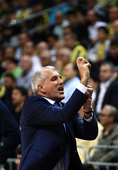 Obradovic yerinde duramadı