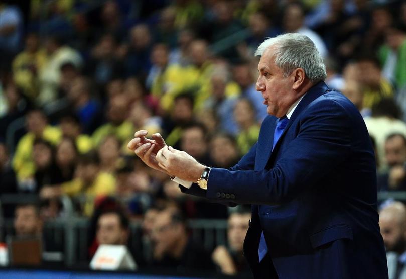 Obradovic yerinde duramadı