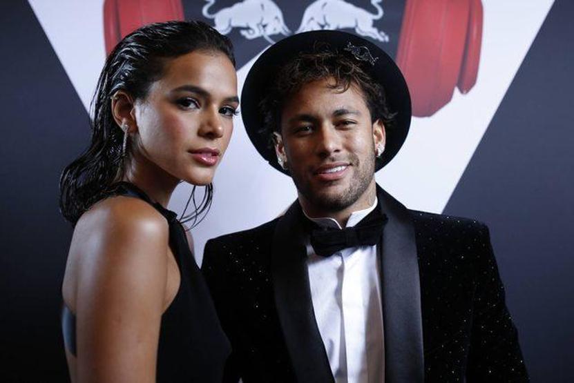 Neymar ile Bruna Marquezine ayrıldı