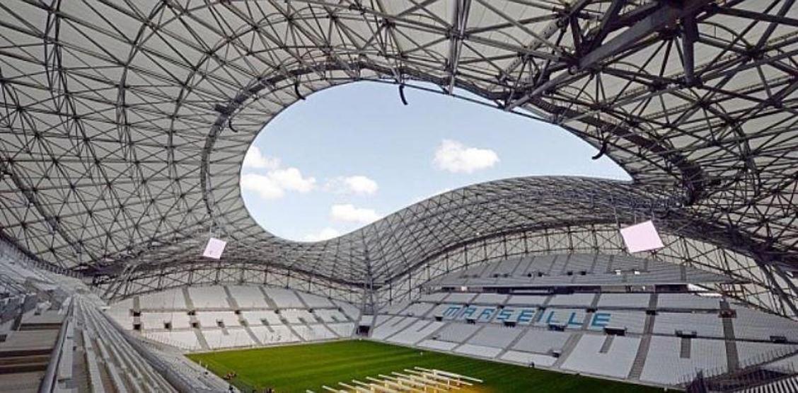 Dünyanın en iyi stadı anketinde Galatasaray zirveden düştü