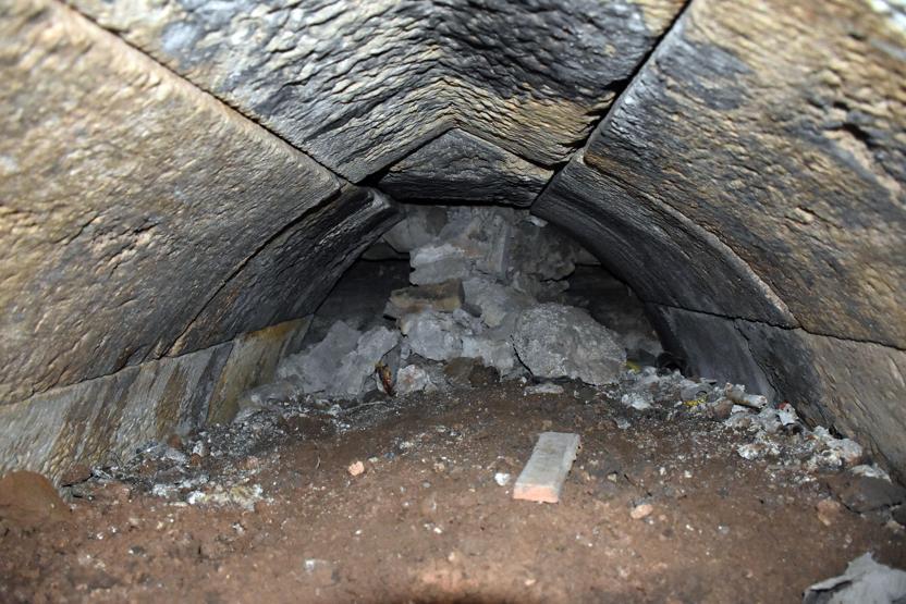 Kentin simgesi 750 yıllık medresenin gizli tüneli ortaya çıktı