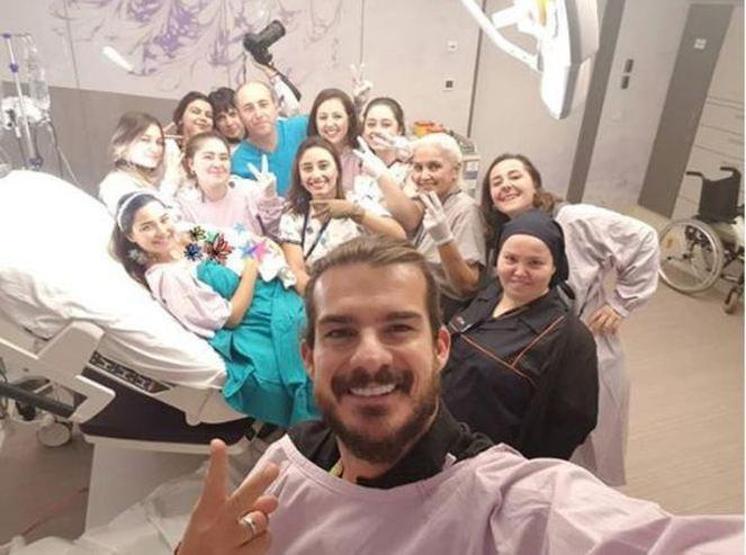 Gizem - Hakan Hatipoğlu çiftinin bebekleriyle ilk pozu
