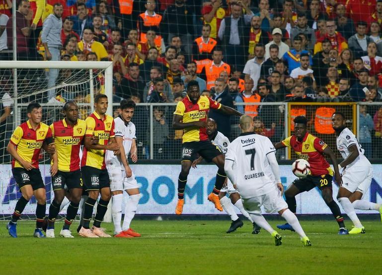 Şenol Güneş: Goller bize teslimiyet getirdi