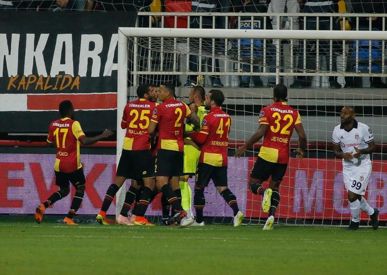 Göztepe Teknik Direktörü Bektaş: Yenemeyeceğimiz rakip yok
