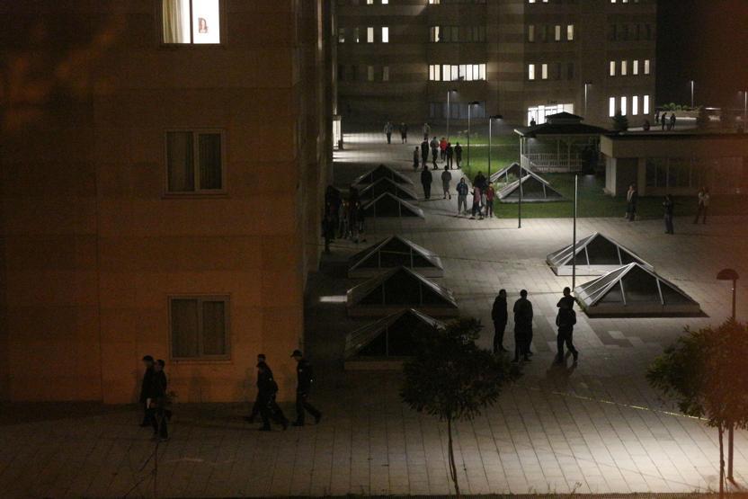 Öğrenci yurdunda şok ölüm: 11. kattan düştü