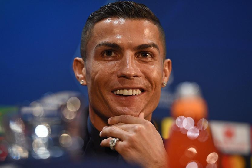 Cristiano Ronaldonun 7 milyon liralık saati