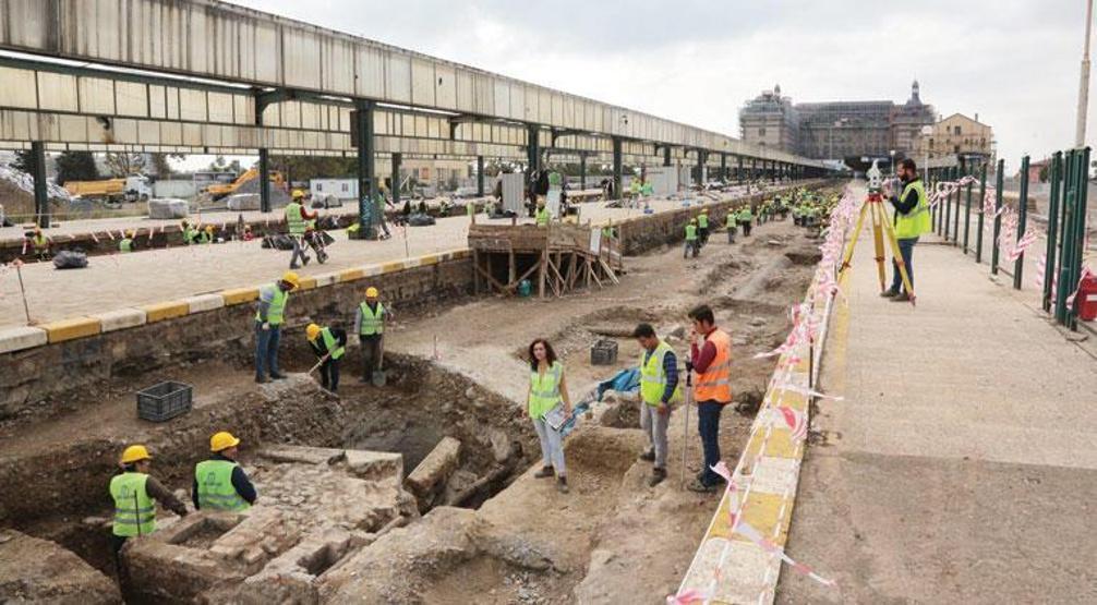 Haydarpaşanın altından çıktı