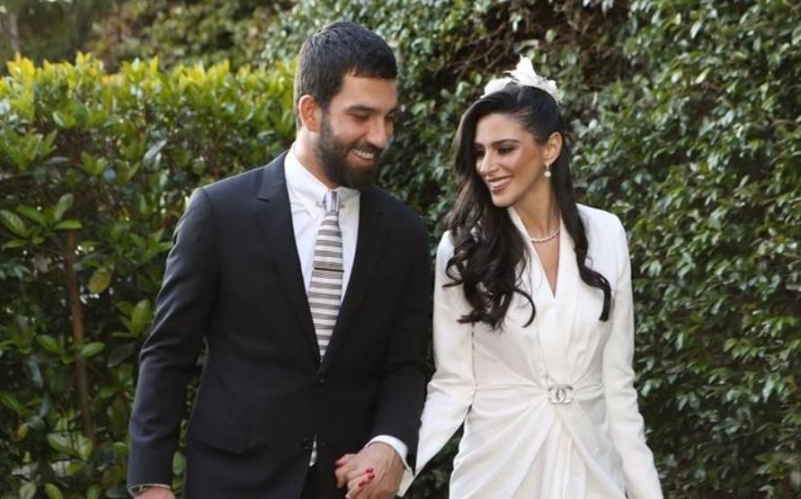 Arda Turan ve Aslıhan Doğanın mutlu günü
