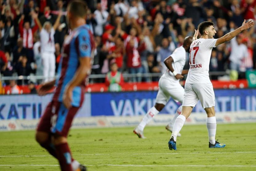 Antalya ve Trabzonspor 1er puanla yetindi