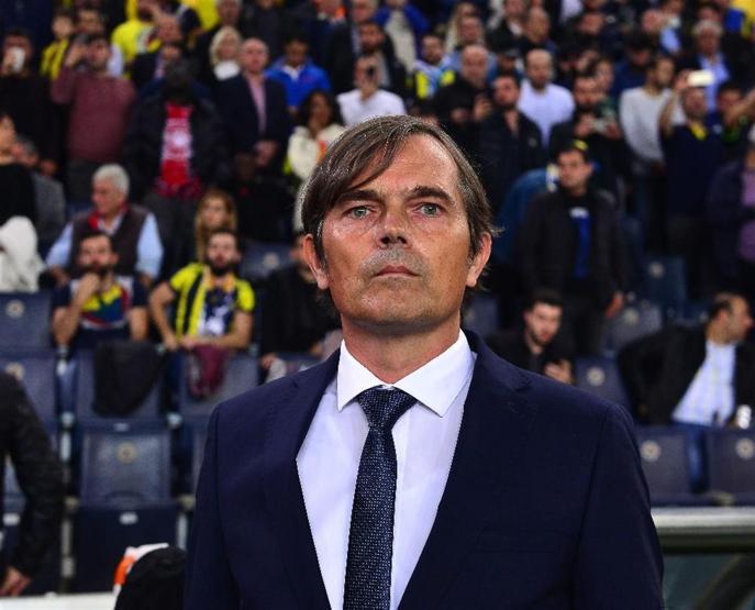 Fenerbahçe 3 golle dağıldı