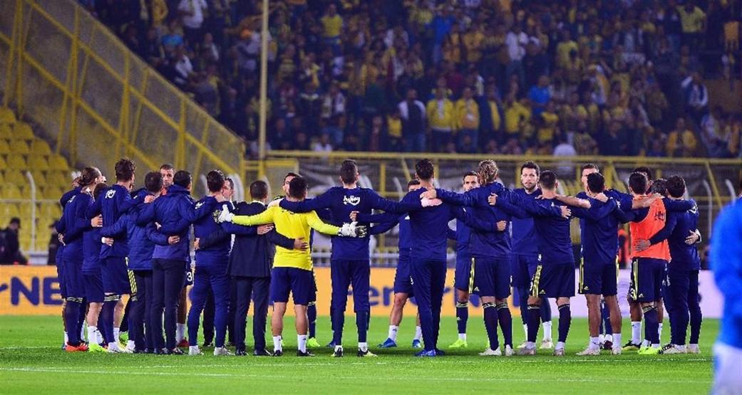 Fenerbahçe 3 golle dağıldı