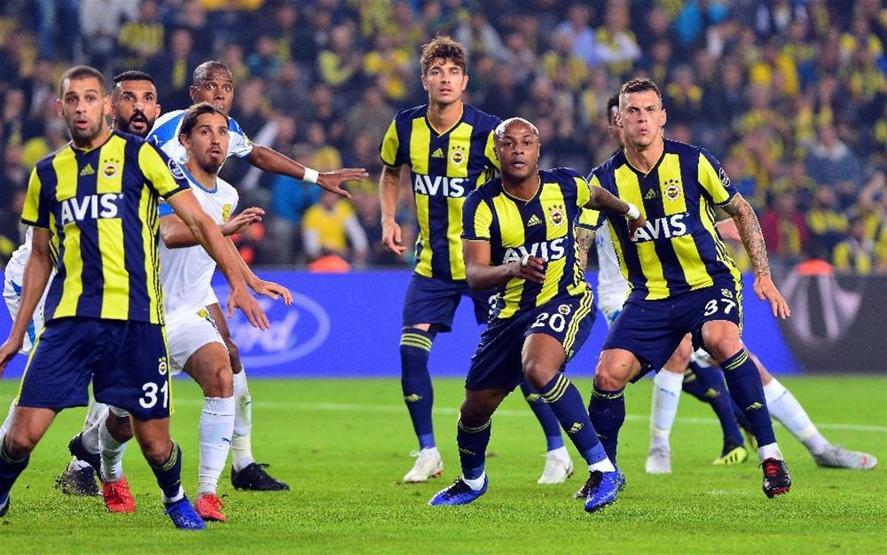 Fenerbahçe 3 golle dağıldı
