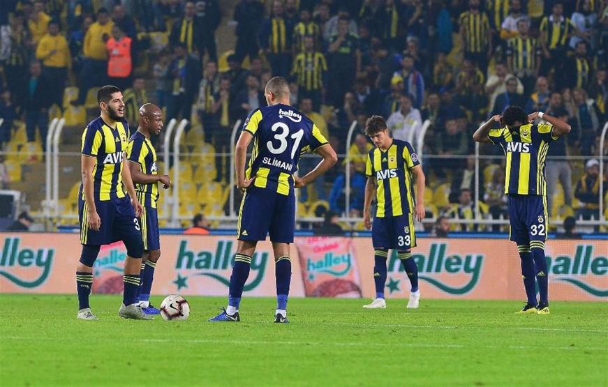 Fenerbahçe 3 golle dağıldı