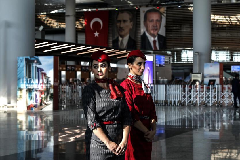 İşte THY kabin memurlarının yeni kıyafetleri