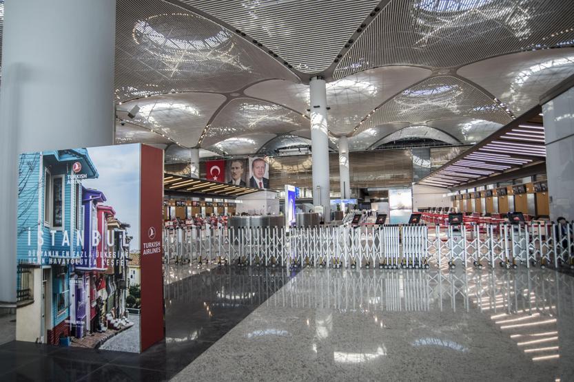 İşte THY kabin memurlarının yeni kıyafetleri