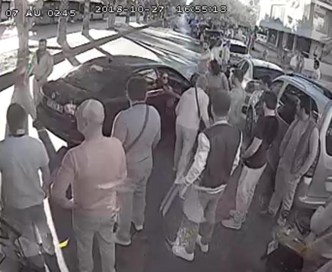 Çocuk için kart basma kavgasında şoförün burnu kırıldı