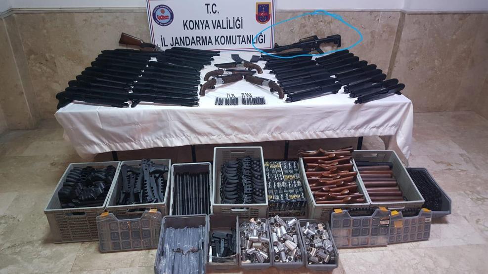 Helinin katiline silah satan şüpheli bir yıl sonra yakalandı