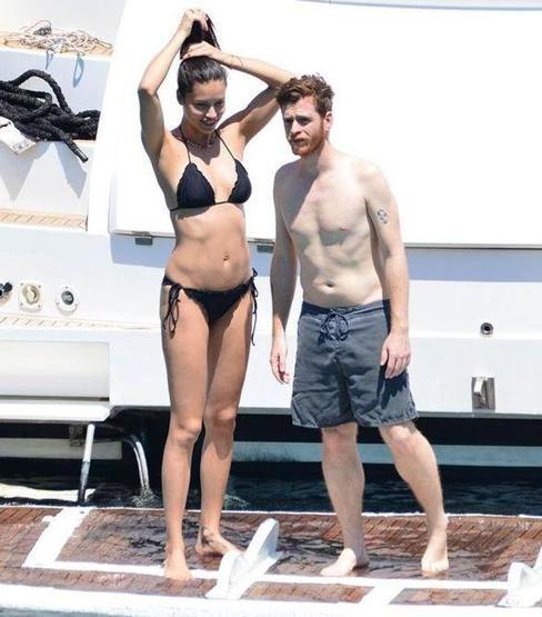 Adriana Lima ve Metin Harayı görenler tanıyamadı