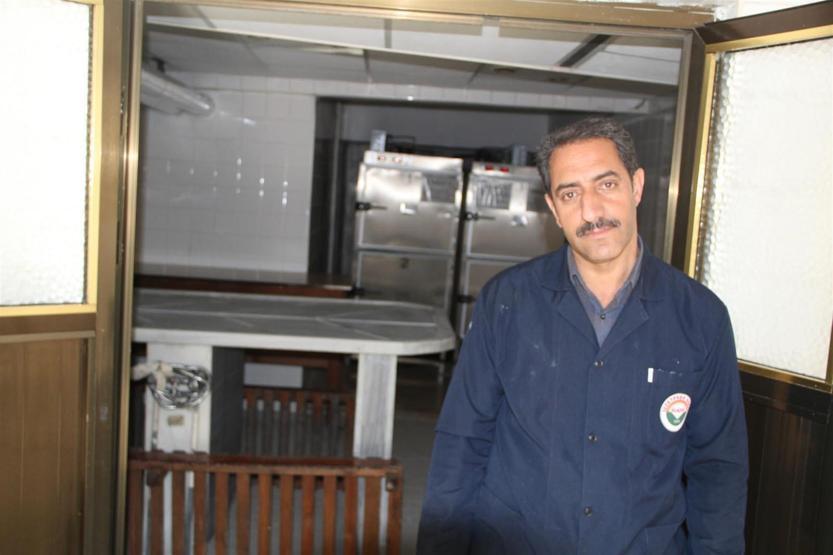 Gasilhanede 43 yıldır ölüleri ücretsiz yıkayıp kefenliyorlar