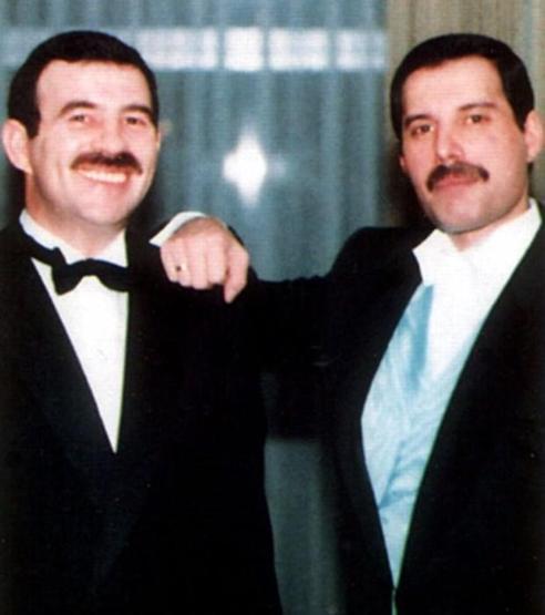Freddie Mercury söylemeye devam ediyor: Şov devam etmeli
