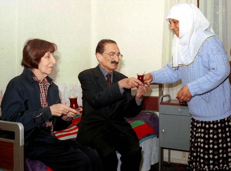 Bülent Ecevit 12. ölüm yıl dönümünde anılıyor