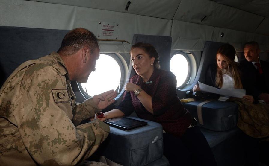 Öğrencilerden yeni valiye hoş geldin sürprizi