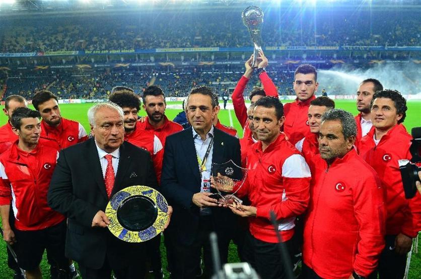 Koray Şener herkesi ağlattı
