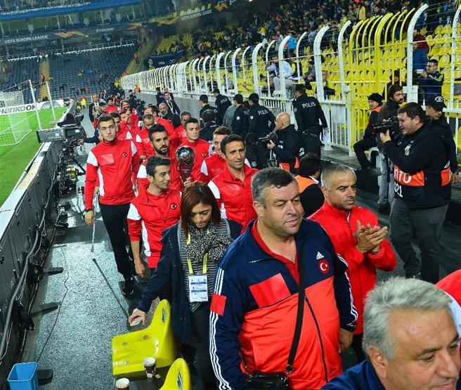 Koray Şener herkesi ağlattı
