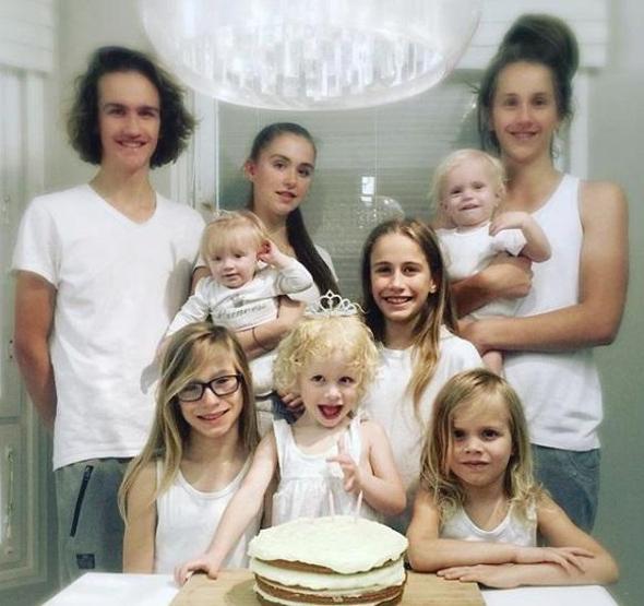 Instagramın yeni fenomeni 41 yaşındaki 10 çocuklu anne