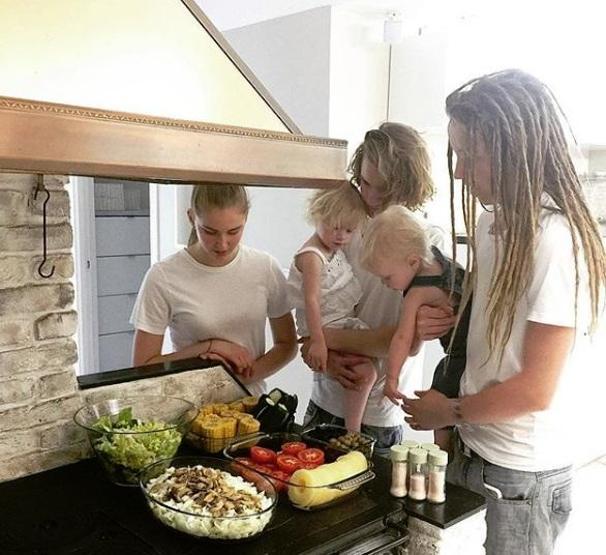 Instagramın yeni fenomeni 41 yaşındaki 10 çocuklu anne