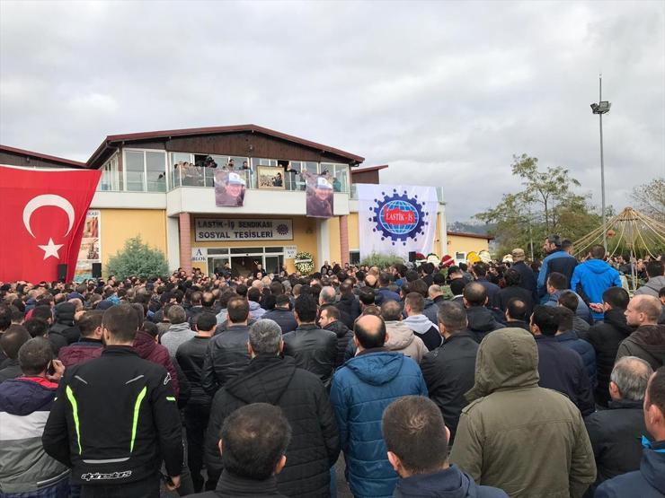 Lastik-İş Genel Başkanı son yolculuğuna uğurlandı