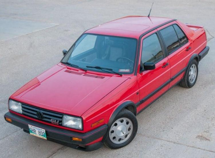 İşte efsane otomobillerin 30 yıl önceki modelleri