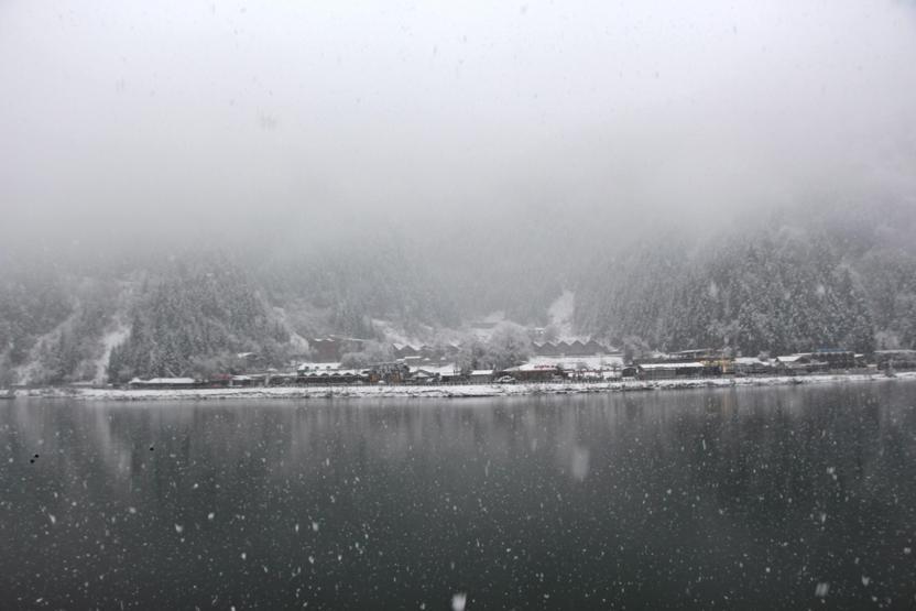 Uzungölden kar manzaraları