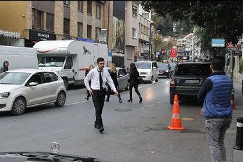 Kıvanç Tatlıtuğun başrol oynadığı dizinin çekimlerinde gergin anlar