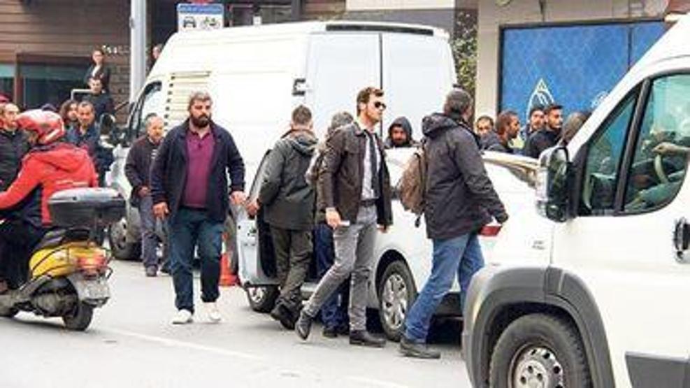 Kıvanç Tatlıtuğun başrol oynadığı dizinin çekimlerinde gergin anlar