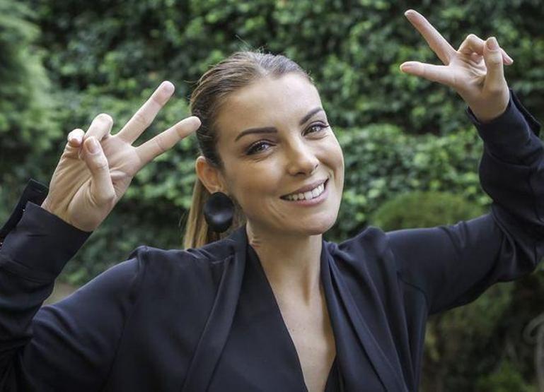 Özge Özberk: Sevgilimi öndeki arabada başkasıyla ebeledim