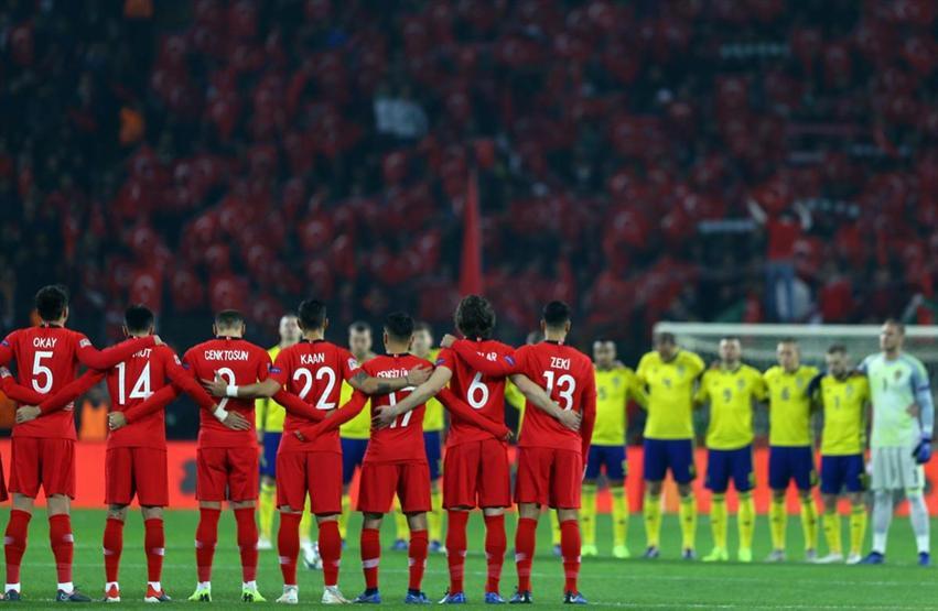 Türkiye İsveçe tek golle mağlup oldu