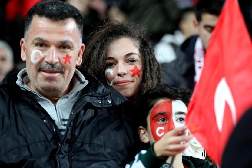 Türkiye İsveçe tek golle mağlup oldu