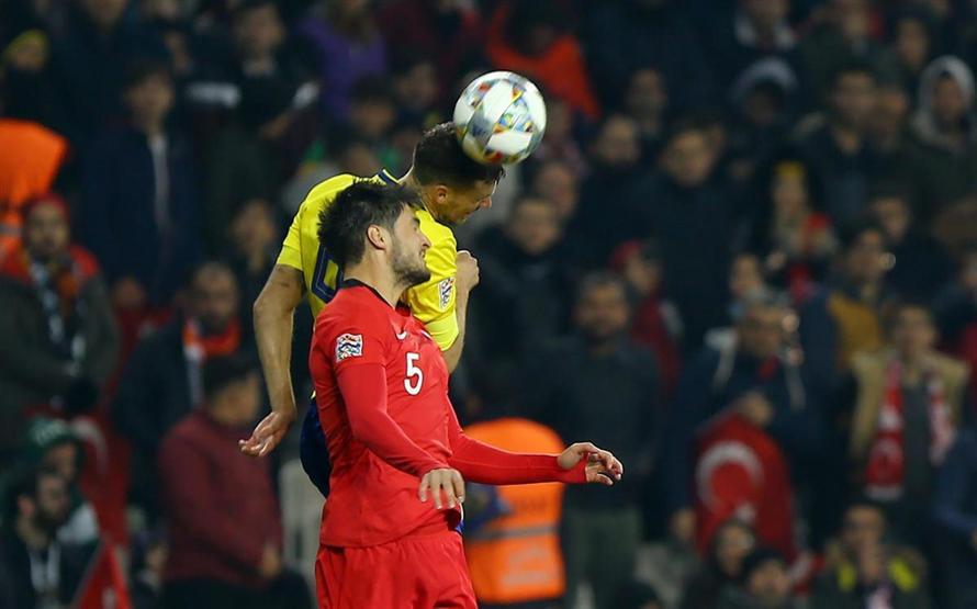 Türkiye İsveçe tek golle mağlup oldu