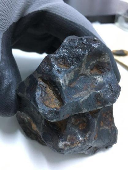 Gök taşının bir gramı bile 2 milyar dolar ediyor