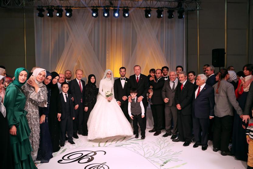 Cumhurbaşkanı Erdoğan nikah şahidi oldu