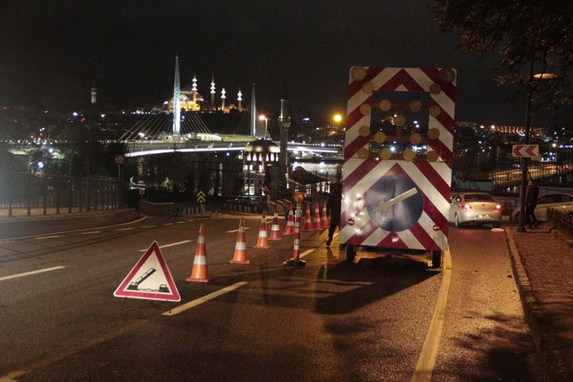 3 köprü deniz trafiğine açıldı