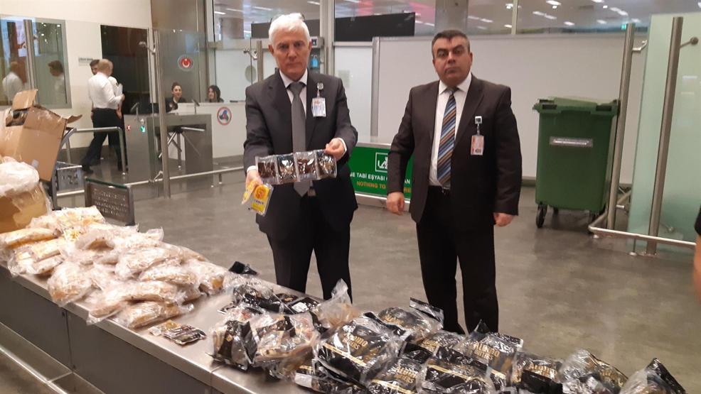 Akıllara durgunluk veren kaçakçılık İçkileri poşetlere koymuşlar