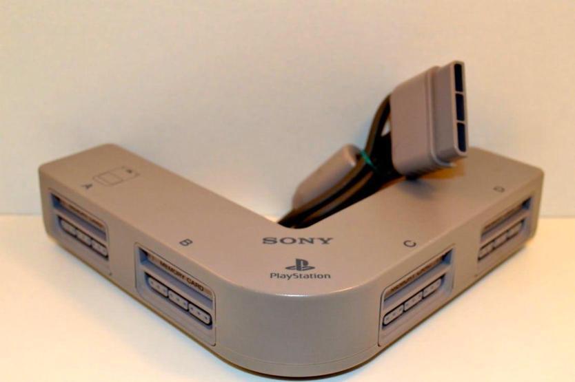En ilginç PlayStation aksesuarları