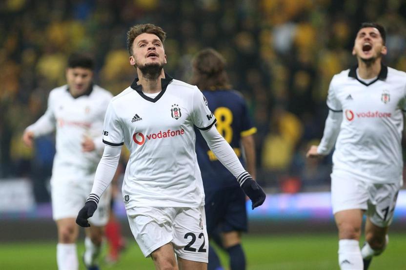 Beşiktaş 4 golle kendine geldi