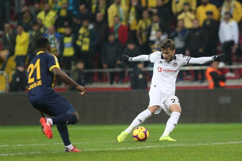 Beşiktaş 4 golle kendine geldi
